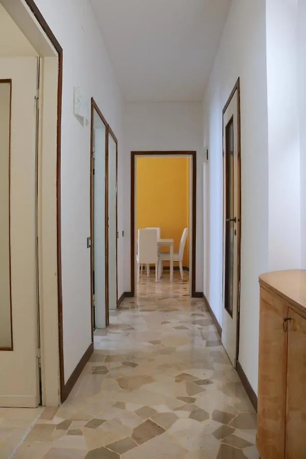 Apartment Frattini Comfy Family Home - 4 People Milan