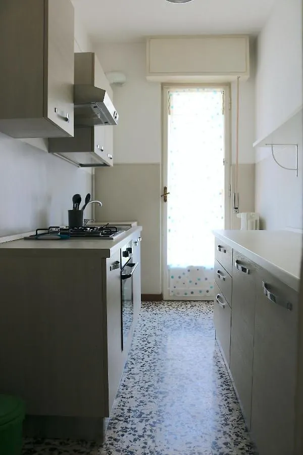 Frattini Comfy Family Home - 4 People Milan 0*,  Italy